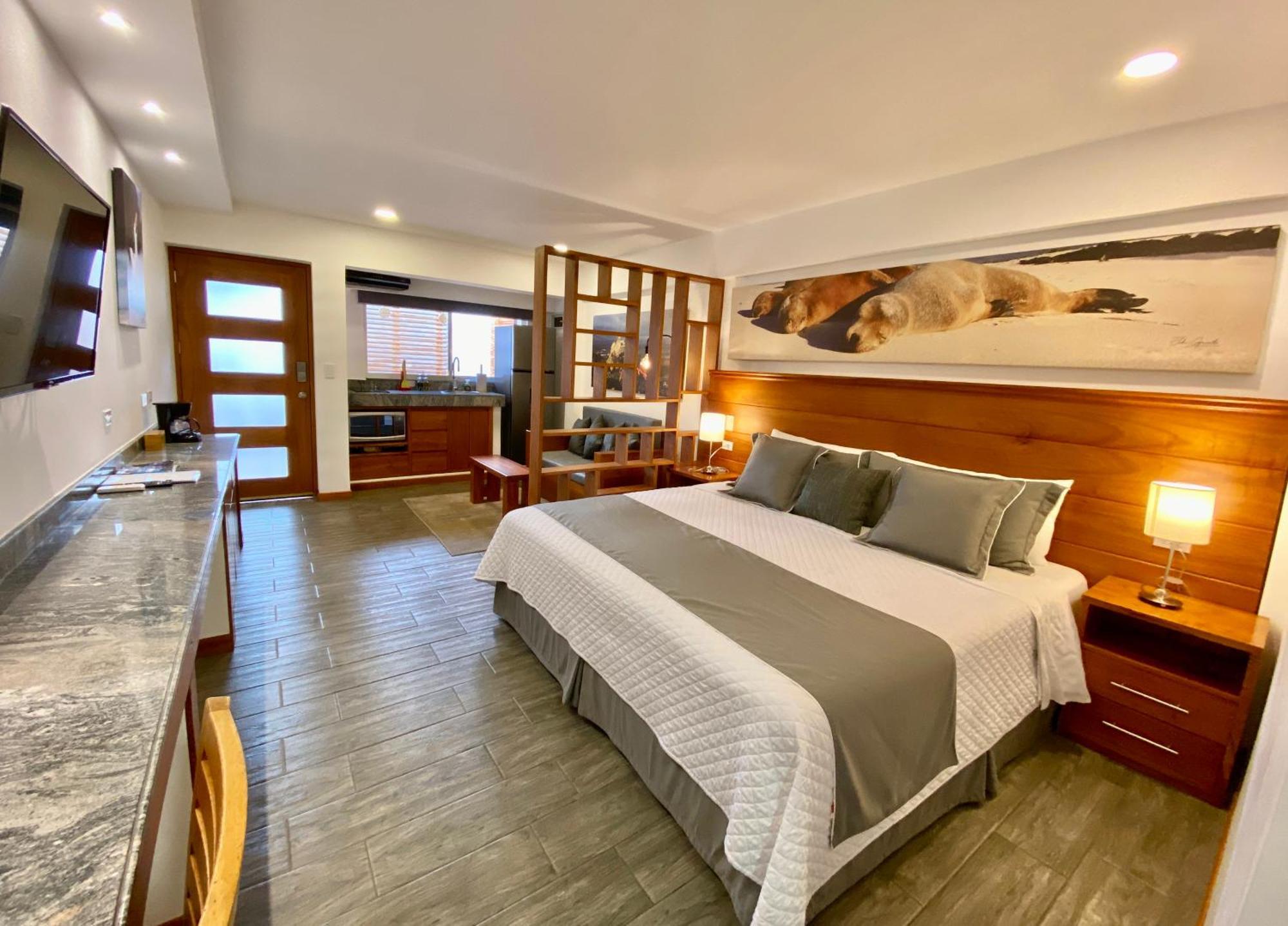 Torre Mar Galapagos Boutique Suites Puerto Ayora  Ngoại thất bức ảnh